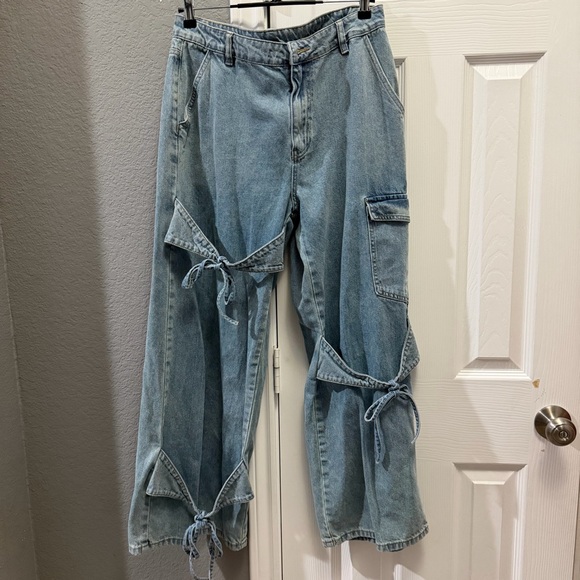 CIDER bow knot wide leg jeans size large - Picture 3 of 8